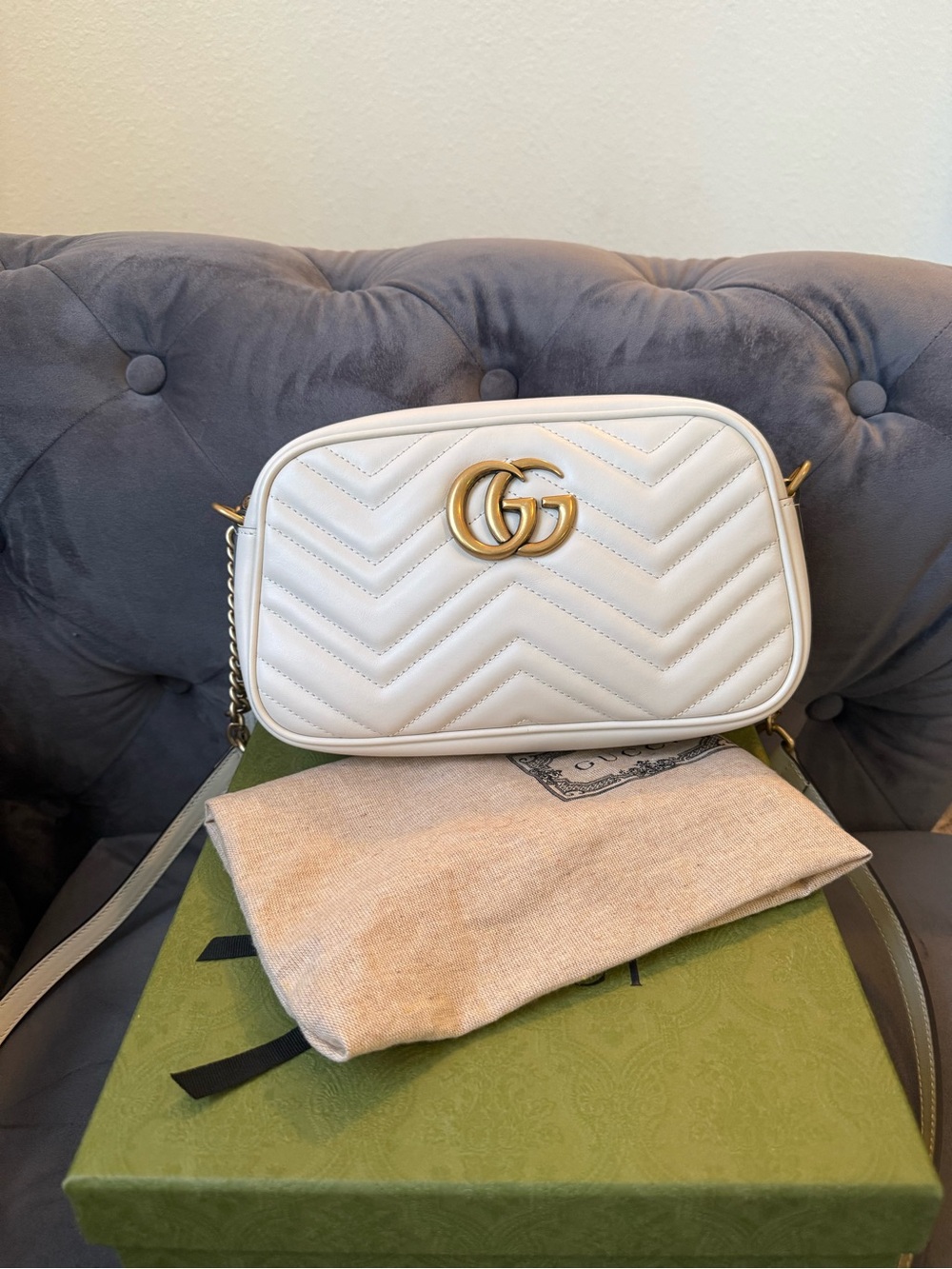 🔥Like New Gucci GG Shoulder Bag Gray Camera Marmont Chevron Quilted 🔥 - Picture 16 of 17